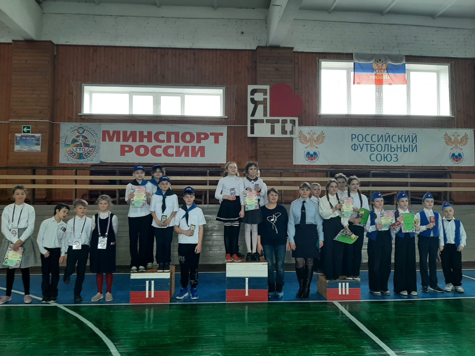 Муниципальный этап конкурса юных инспекторов дорожного движения «Безопасное колесо» Муниципальный этап конкурса юных инспекторов дорожного движения «Безопасное колесо».